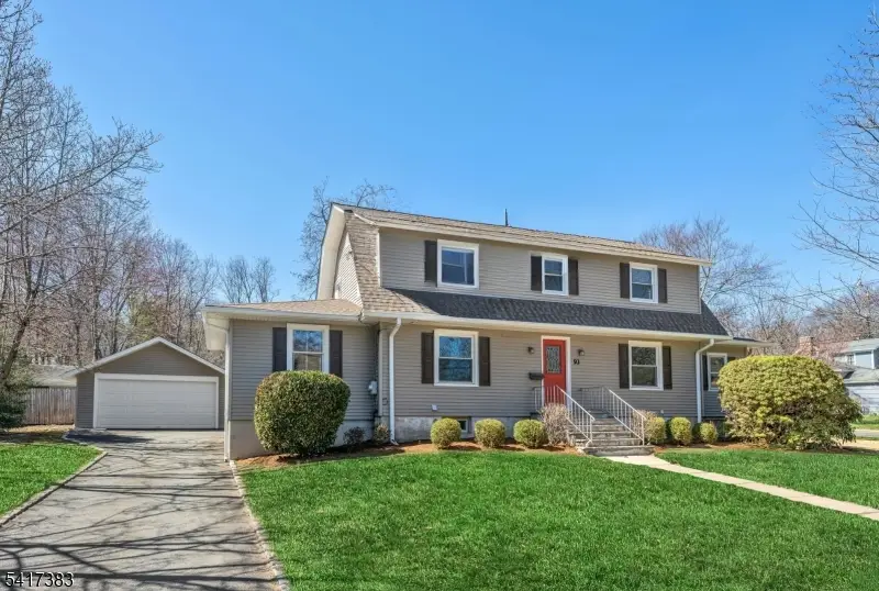 93 Carlton Ave, Ho Ho Kus, NJ 07423 - #1