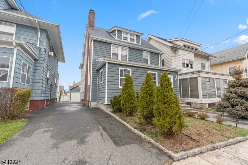 886-888 Degraw Ave, Newark, NJ 07104 - #2