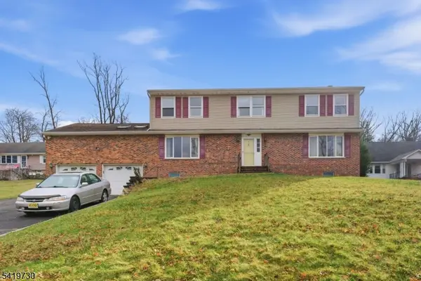 21 Landing Trail, Denville Twp., NJ 07834