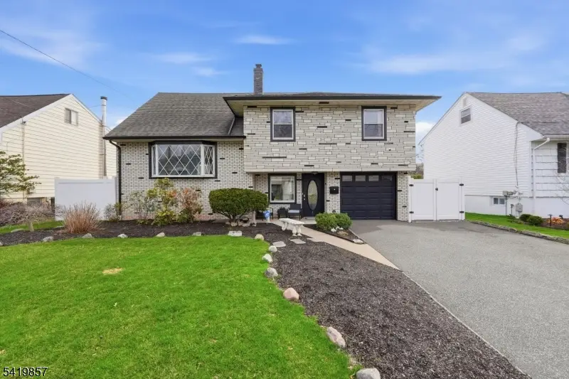 5 Epping Dr, Kenilworth, NJ 07033 - #2