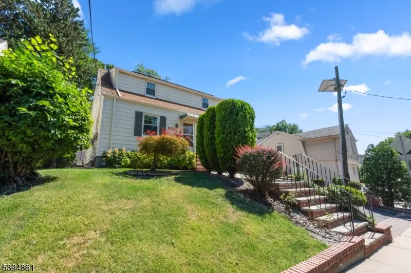 692 Passaic Ave, Kearny, NJ 07032 - #2