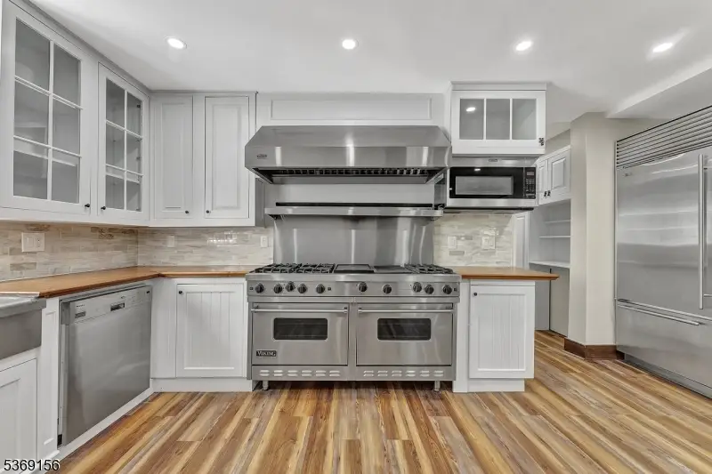 18 Edge Hill Rd, Blairstown, NJ 07825 - #3