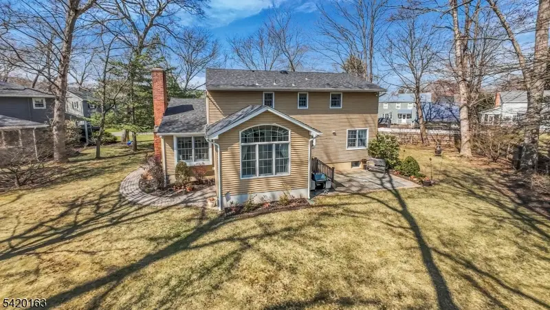 1 Sylvan Ct, Pompton Plains, NJ 07444 - #2