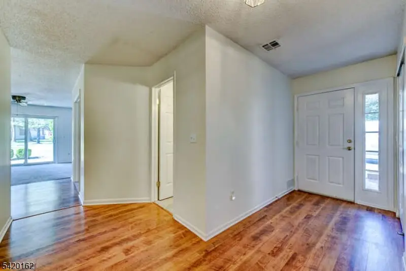 1 Gerald Ct, Lebanon, NJ 08833 - #3