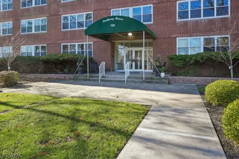 926 Bloomfield Ave 3l #3L, Glen Ridge, NJ 07028 - #2