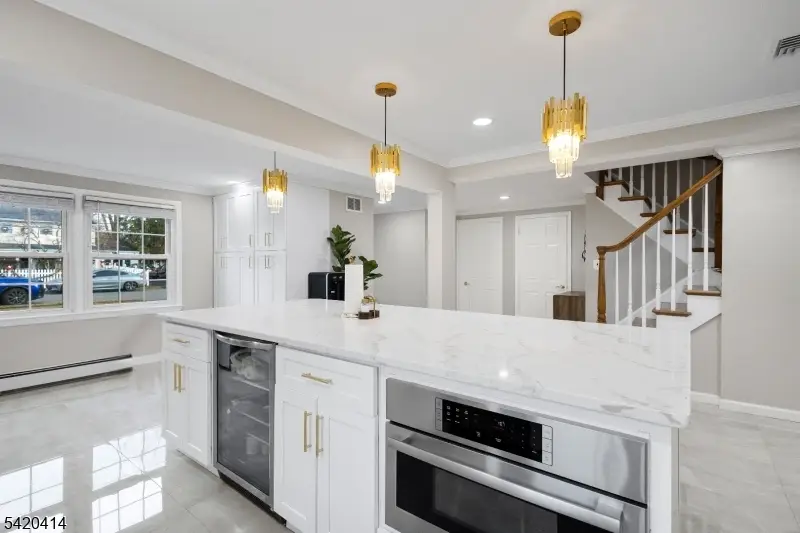 8 Curtis Dr, Lincoln Park, NJ 07035 - #3