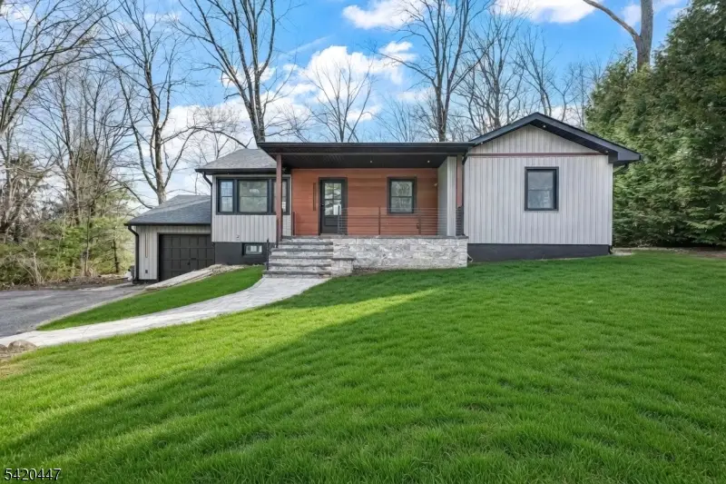 132 Upper High Crest Dr, Macopin, NJ 07480 - #1