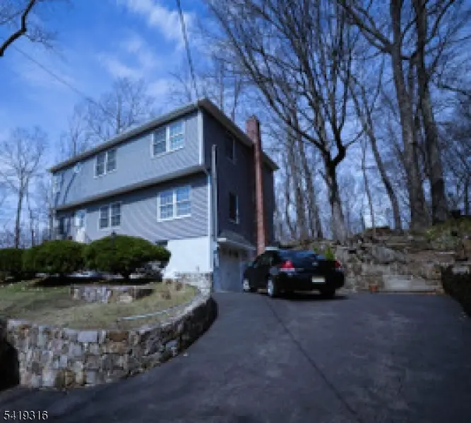 2 Lilac Rd, Lake Hopatcong, NJ 07849 - #2