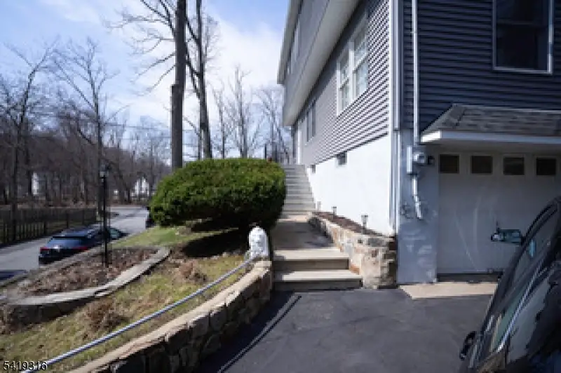 2 Lilac Rd, Lake Hopatcong, NJ 07849 - #3