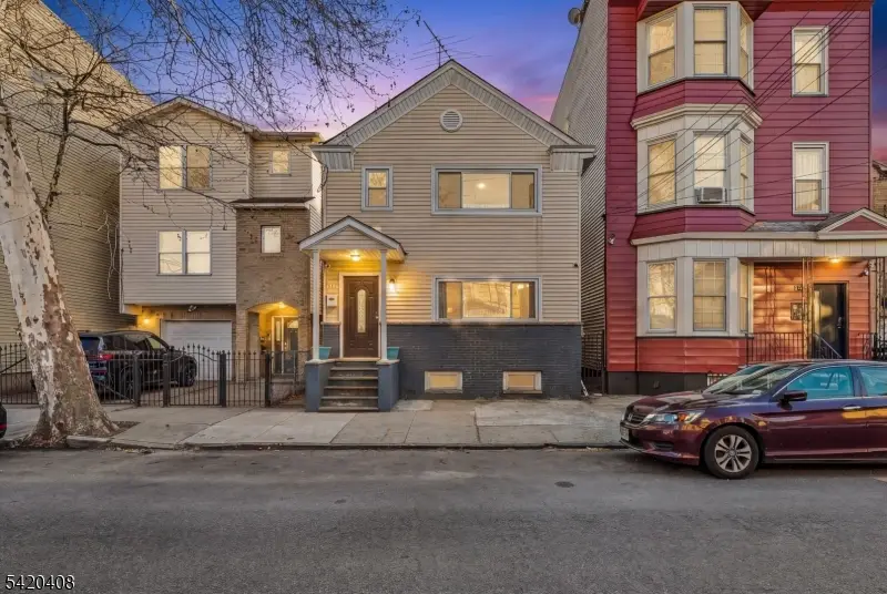 133 Brill St, Newark, NJ 07105 - #1
