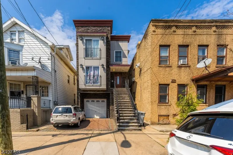 31 Spencer St, Elizabeth, NJ 07202 - #1