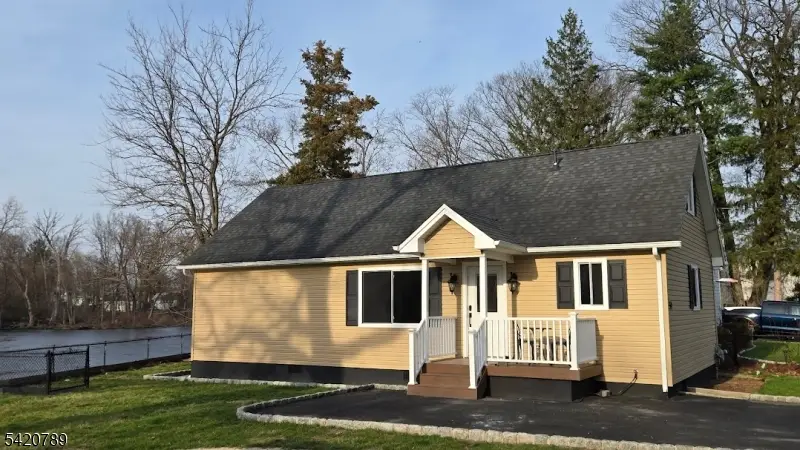 54 Riverview Cir, Singac, NJ 07424 - #3