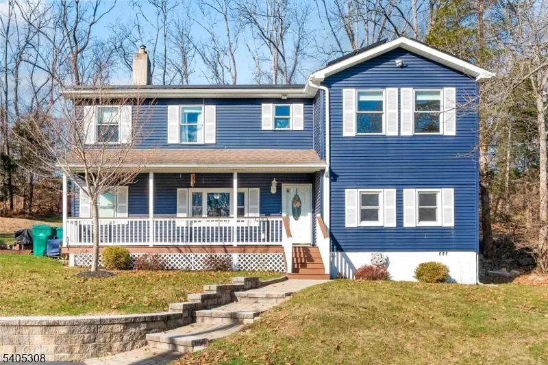 920 W Walnut Dr, Stillwater, NJ 07860 - #1