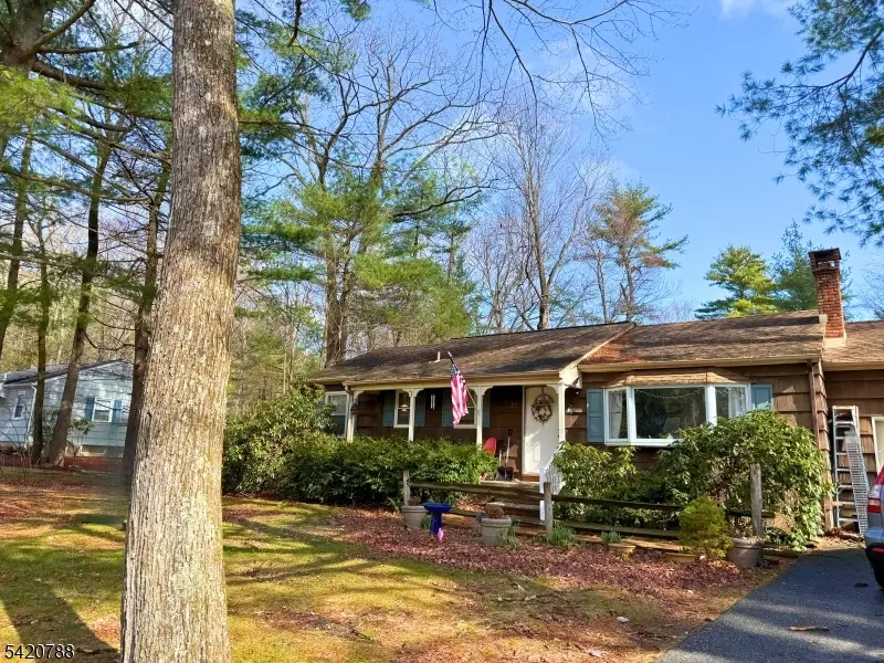 22 Old Milford Ln, West Milford, NJ 07480 - #1