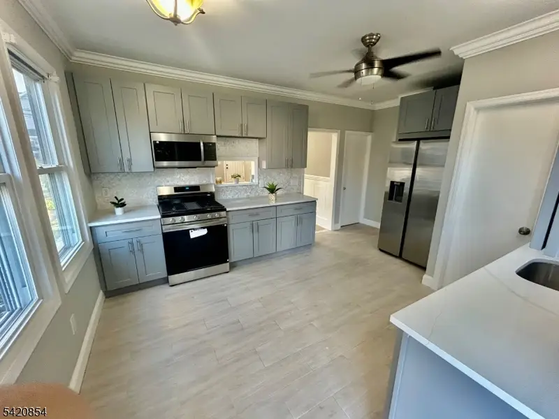 14 Guenther Pl, Passaic, NJ 07055 - #1