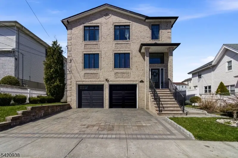 431 Forest St, Kearny, NJ 07032 - #1