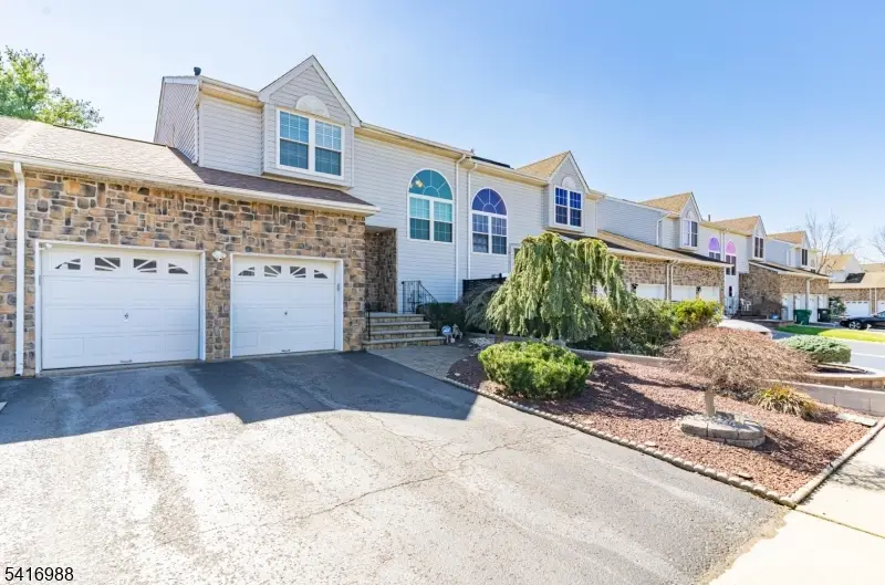 9 Barn Swallow Blvd, Marlboro Township, NJ 07746 - #2