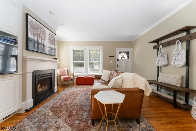 53 Ferry St, Lambertville, NJ 08530 - #3