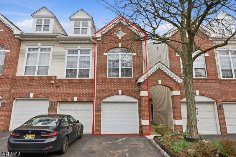 212 Swanstrom Pl, Union, NJ 07083 - #1