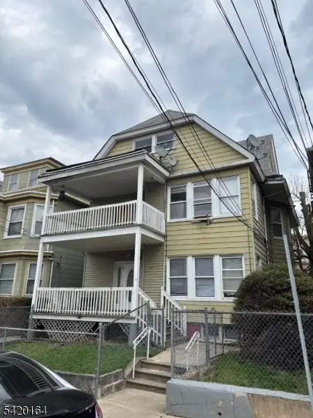 647 E 25th St, Paterson, NJ 07504 - #2