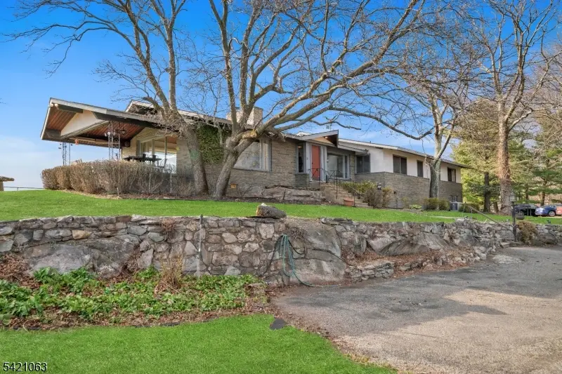 1 Ramapo Park, Oakland, NJ 07436 - #3