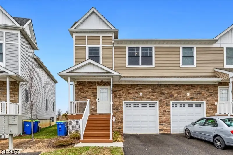 100 Valerie Dr, Manville, NJ 08835 - #2