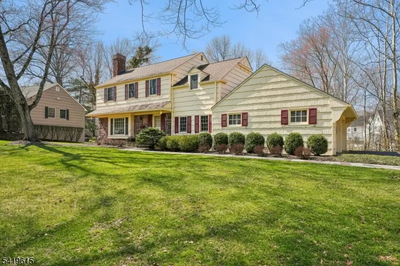 151 Mohawk Rd, Millburn, NJ 07078 - #2