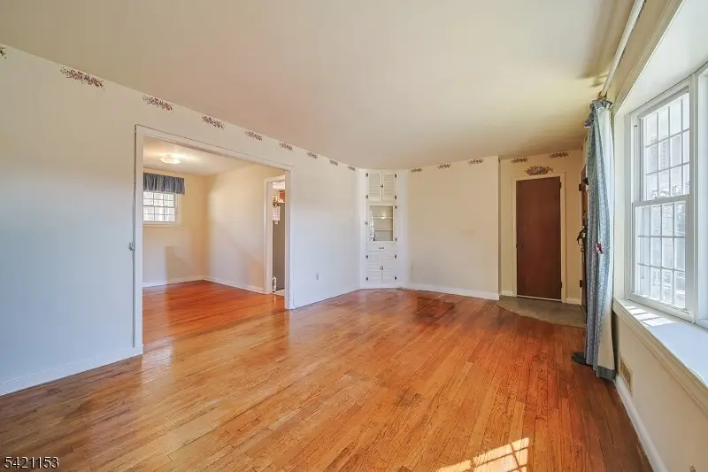 50 Knolls Rd, Bloomingdale, NJ 07403 - #3
