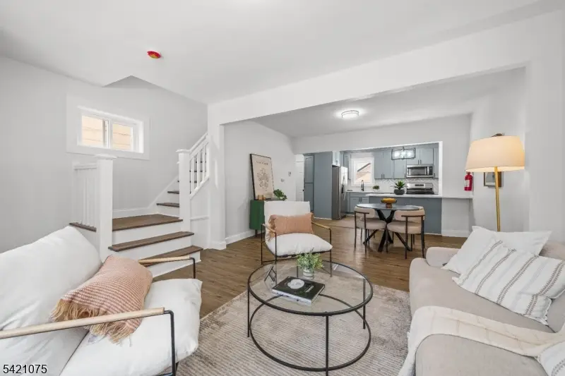 18 Hilton Ave, Maplewood, NJ 07040 - #1