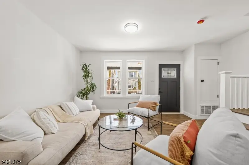 18 Hilton Ave, Maplewood, NJ 07040 - #2