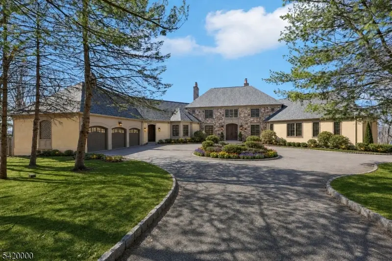 29 Hilltop Rd, Kinnelon, NJ 07405 - #1