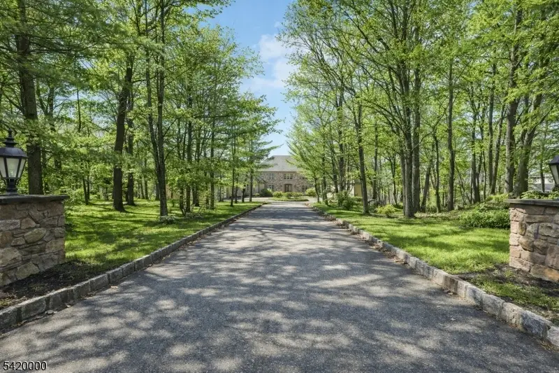 29 Hilltop Rd, Kinnelon, NJ 07405 - #3
