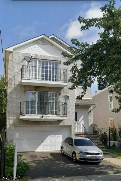 303-305 W Runyon St, Newark, NJ 07108 - #1