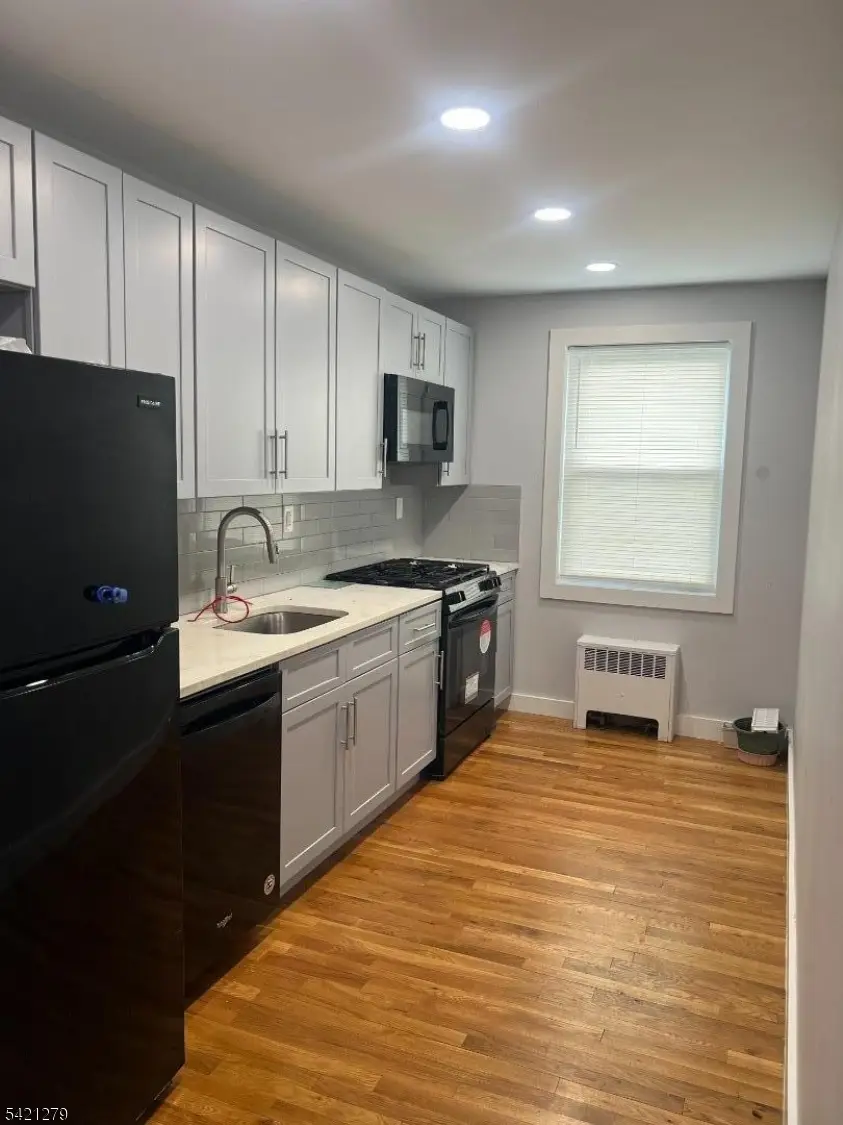 935 Broad St #35B, Bloomfield, NJ 07003 - #2