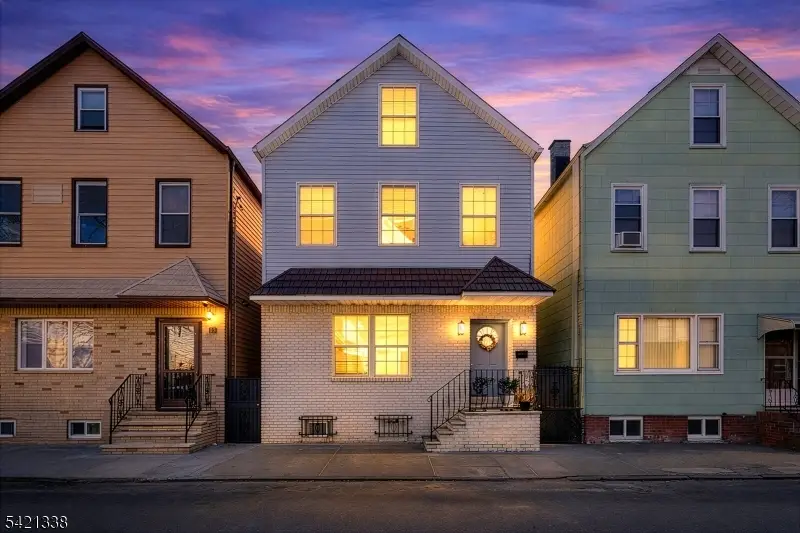 97 Houston St, Newark, NJ 07105 - #1