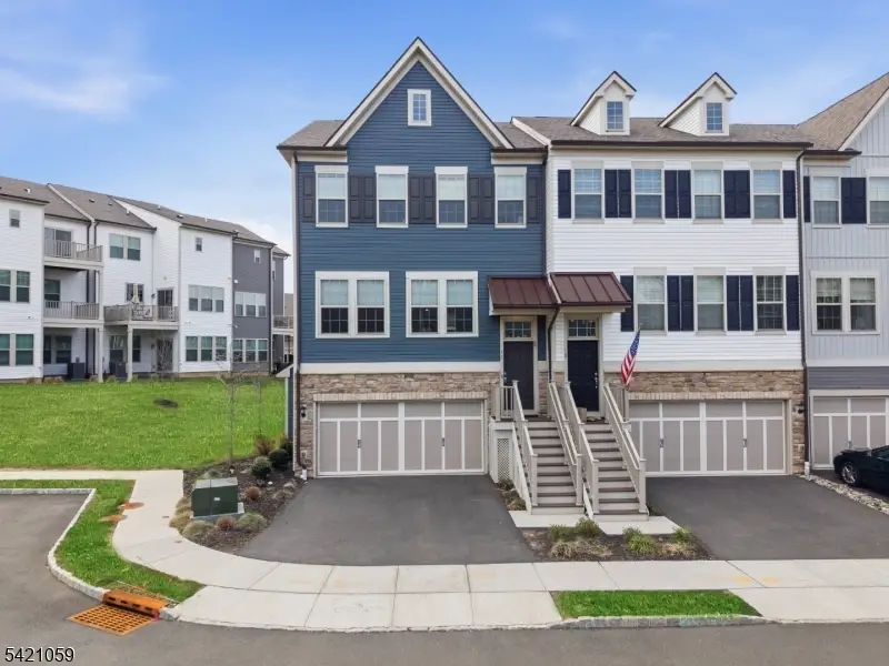 12 Marigold Ct, Warren, NJ 07059 - #2