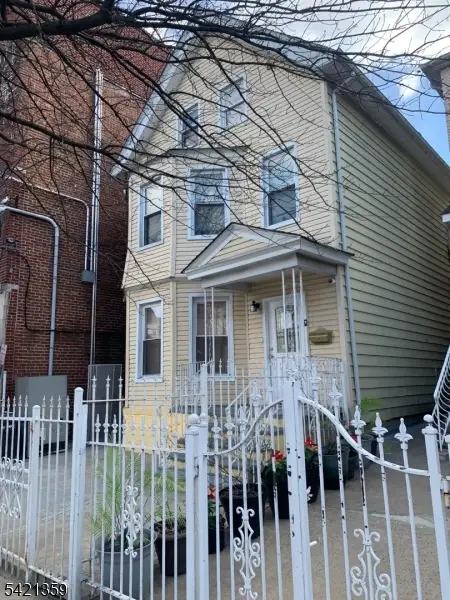 238 6th Ave W, Newark, NJ 07107 - #2