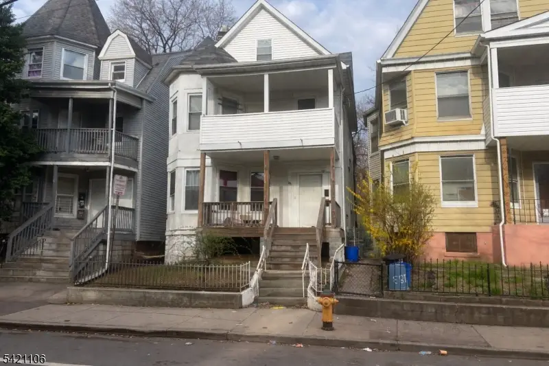 185 Seymour Ave, Newark, NJ 07108 - #1