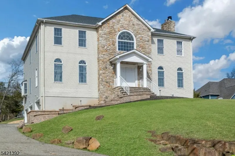 40 Horseneck Rd, Montville, NJ 07045 - #2