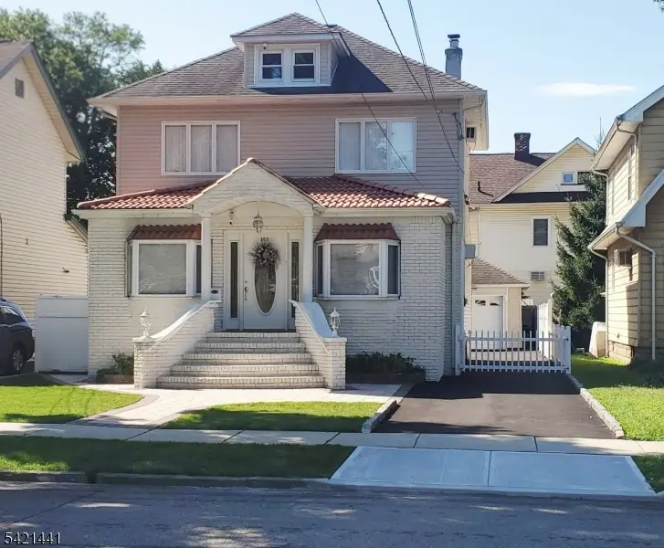 206 E Clay Ave, Roselle Park, NJ 07204 - #1
