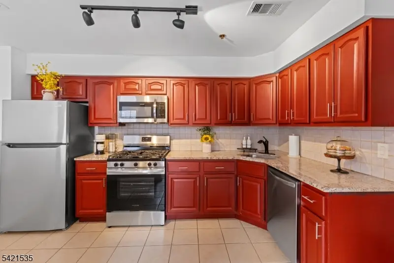 401 Bergenline Ave, Union City, NJ 07087 - #2