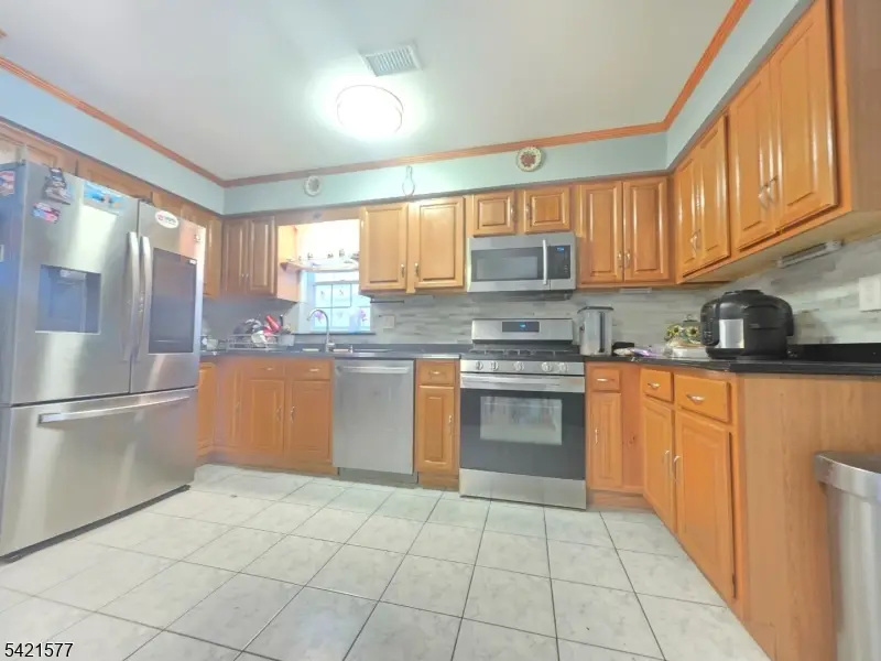 519 Fulton St, Elizabeth, NJ 07206 - #3