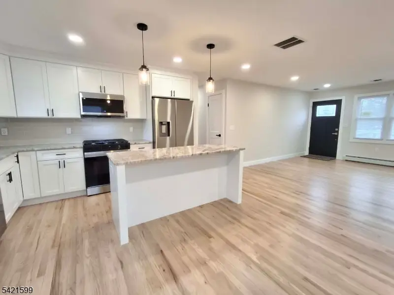 397 Lake Ave, Colonia, NJ 07067 - #3