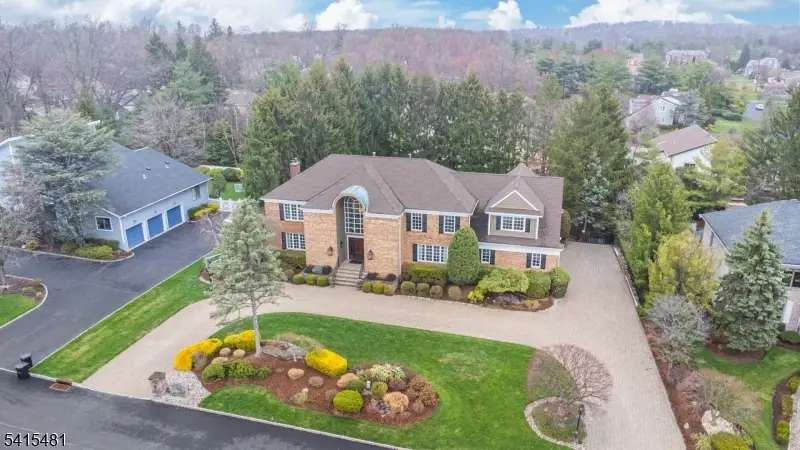 5 Blackberry Ln, North Caldwell, NJ 07006 - #2