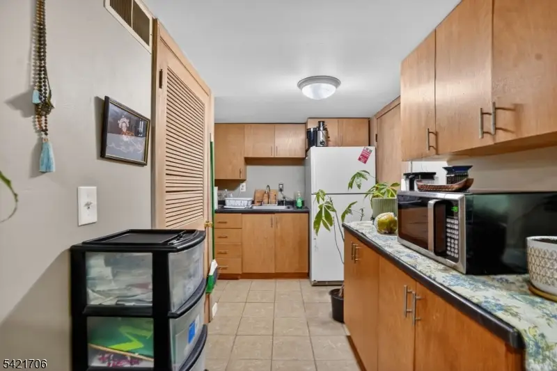 200 Rambler Ave, New Milford, NJ 07646 - #2