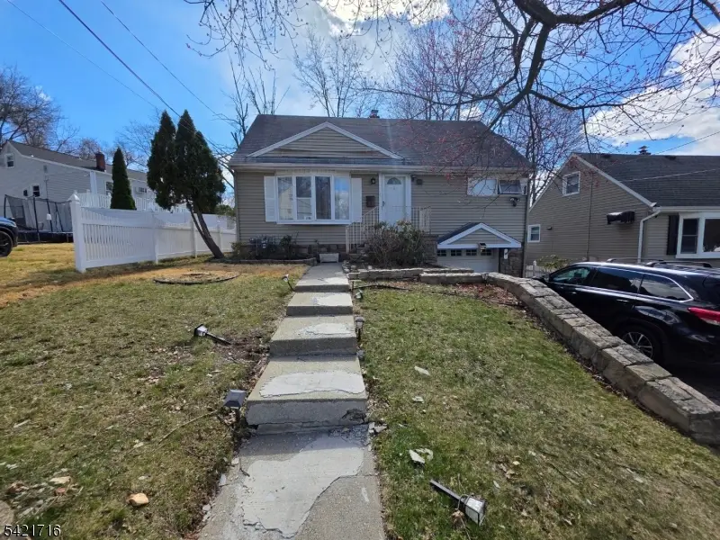 6 Holmes St, West Orange, NJ 07052 - #1