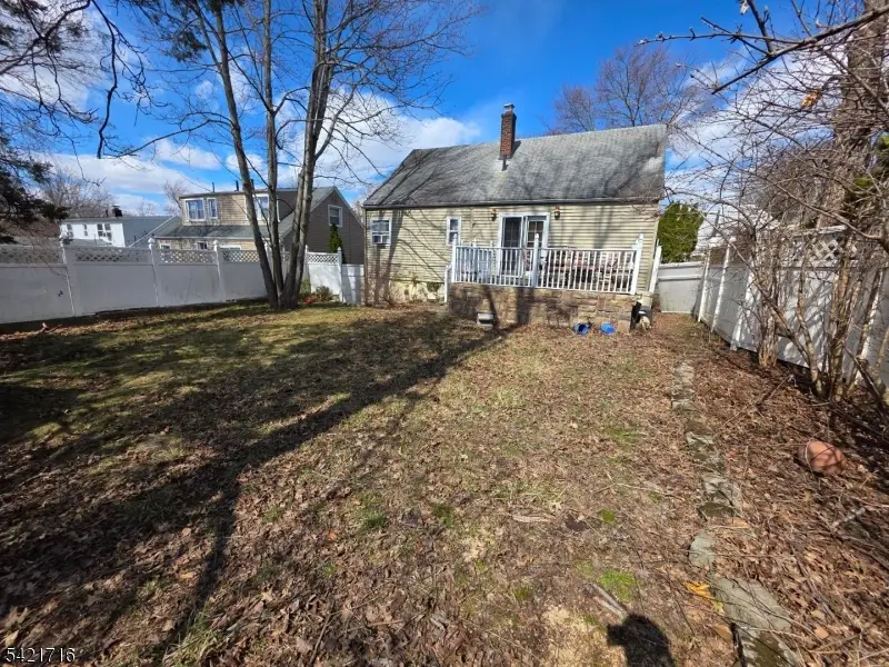 6 Holmes St, West Orange, NJ 07052 - #2