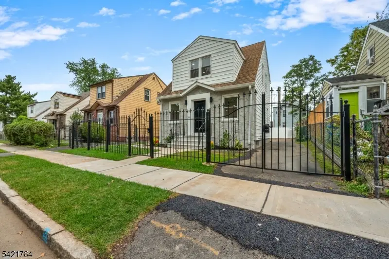 510 Halsted St, East Orange, NJ 07018 - #2