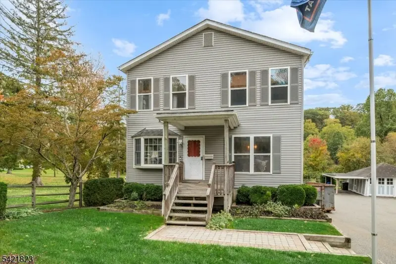 8 Mendham Ave, Morris, NJ 07960 - #3