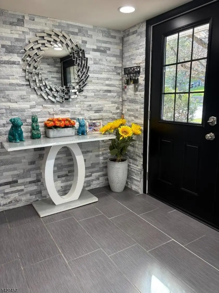 20 Cleveland Terrace, Pleasantdale, NJ 07052 - #3